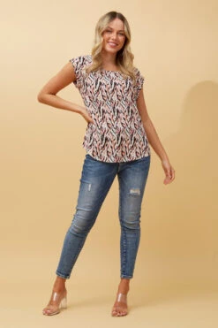 SHELLY ABSTRACT PRINT SHELL TOP -Female Clothing Store 08bd2a8f970ad3949471a2be90438e25 1d56831e 10da 41df 86c5 6c5a0500f763