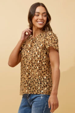 VITTIE ANIMAL FOIL PRINT TOP -Female Clothing Store 09edf8c803d754c81b43f35f54ffa16f