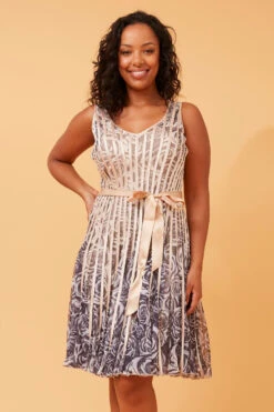 TRUDY FLORAL RIBBON DETAIL DRESS -Female Clothing Store 0e09272a4af49b996fc76823ebd1c0b1