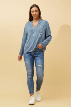 VELAR FOIL PRINT POCKET TOP -Female Clothing Store 298deb919bb8823f980074cbed760a1b 4790136f b9fe 47b3 8550 6123b092be15