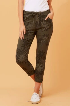 JANJA FLORAL JOGGER PANTS -Female Clothing Store 3bc2d992d8cf4d6e3911ca3a83bd0f6e