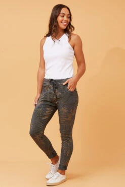 JANJA FOIL PRINT JOGGER PANTS -Female Clothing Store 55d4fe4165f44ffe4b516f9750db880a