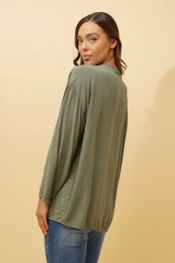 LUCCA GRAPHIC PRINT TOP -Female Clothing Store 6cebb89d5f1326a70d389f0f7cdb61b4