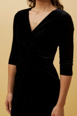 KIRALEE VELOUR BODYCON MIDI DRESS -Female Clothing Store 7ee4275d3d3dced27e69548aa2427bba f20683f6 3631 4b0a 84ea a37fac6298d8