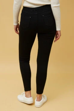 ASPEN SKINNY DISTRESSED DENIM -Female Clothing Store 7fba0047b402fc3b30c227b655df7dda