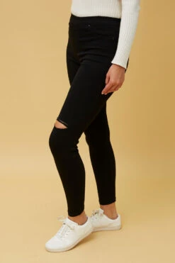 ASPEN SKINNY DISTRESSED DENIM -Female Clothing Store 87e5ee5ccb5fcb60e30d92f756ed75e5