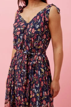 IDA SLEEVELESS FLORAL JUMPSUIT -Female Clothing Store 8a96f8f25833802a31c32703ffa46998