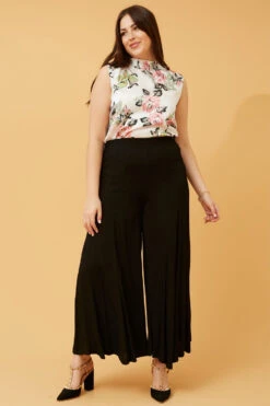 DI HIGH NECK FLORAL BLOUSE -Female Clothing Store 8b5e0216a543d3cf1ea0a335234bc8c6 e54efb64 ef14 4934 8045 24395351861b