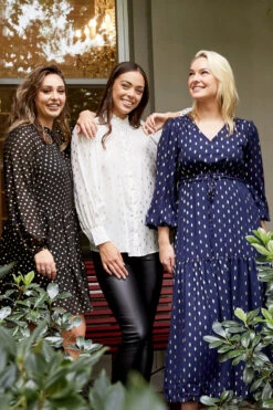 CRYSTELLE TEARDROP FOIL PRINT MAXI DRESS -Female Clothing Store a0619e46bedc36c2328f7e564175f7e6