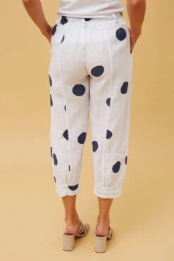 ELISSA LINEN CROP PANTS -Female Clothing Store a8e13c895d7f8d43bdb10f64edafad2e