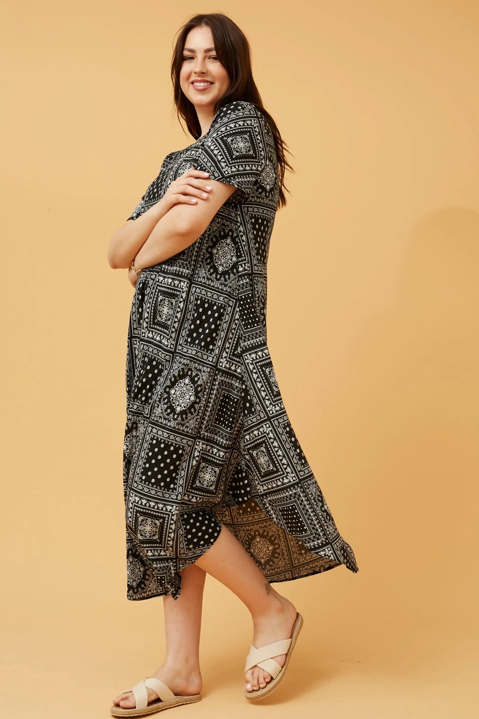 YESSICA PATCHWORK BOHO MIDI DRESS 2 YESSICA PATCHWORK BOHO MIDI DRESS - Image 2