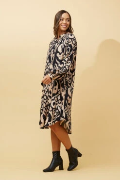 FONDA SHIRT DRESS 17 FONDA SHIRT DRESS -Female Clothing Store b5855662ffee3253fa01076b91bd8657 5cd1e134 61c5 4881 924e 9b1bbf6b7dce