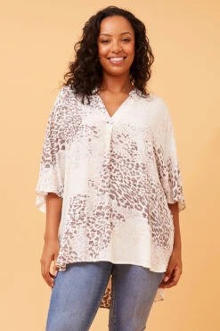 VIRGINIA ANIMAL PRINT HI LOW HEM TOP -Female Clothing Store c31867b90e199a0d1ab40ede125fc08e
