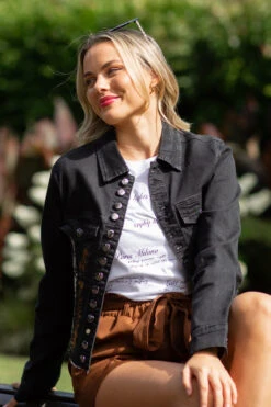 GERALDA FOIL PRINT DENIM JACKET -Female Clothing Store c3dad8c4886fa735eaff5a324dc3af19 2f736518 6415 4e05 9049 3e1a804bcc4f