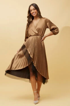 KAELYN PLEATED MIDI DRESS -Female Clothing Store d67ee5cc8ef2266ec215f936d02922f7