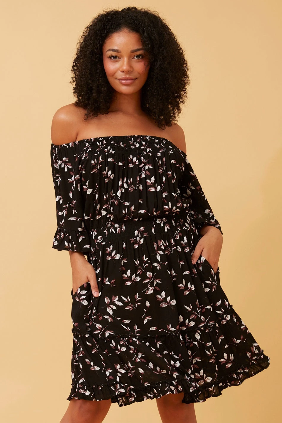 GRETA LEAF PRINT SHORT DRESS 1 GRETA LEAF PRINT SHORT DRESS