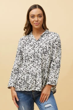 LILIANA ANIMAL PRINT TIERED TOP -Female Clothing Store f19cf79e66cb47e104098d8bf57b8379 fae87768 1bc9 41ef b88f dc76bd323a3a