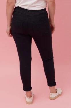 JANJA SOLID DENIMJOGGERS -Female Clothing Store f5df9d61ba17325d09e2dabf8ef0ace7