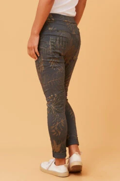 JANJA FOIL PRINT JOGGER PANTS -Female Clothing Store feaa9eefc11ca4dc69f63ab61ba16ce0